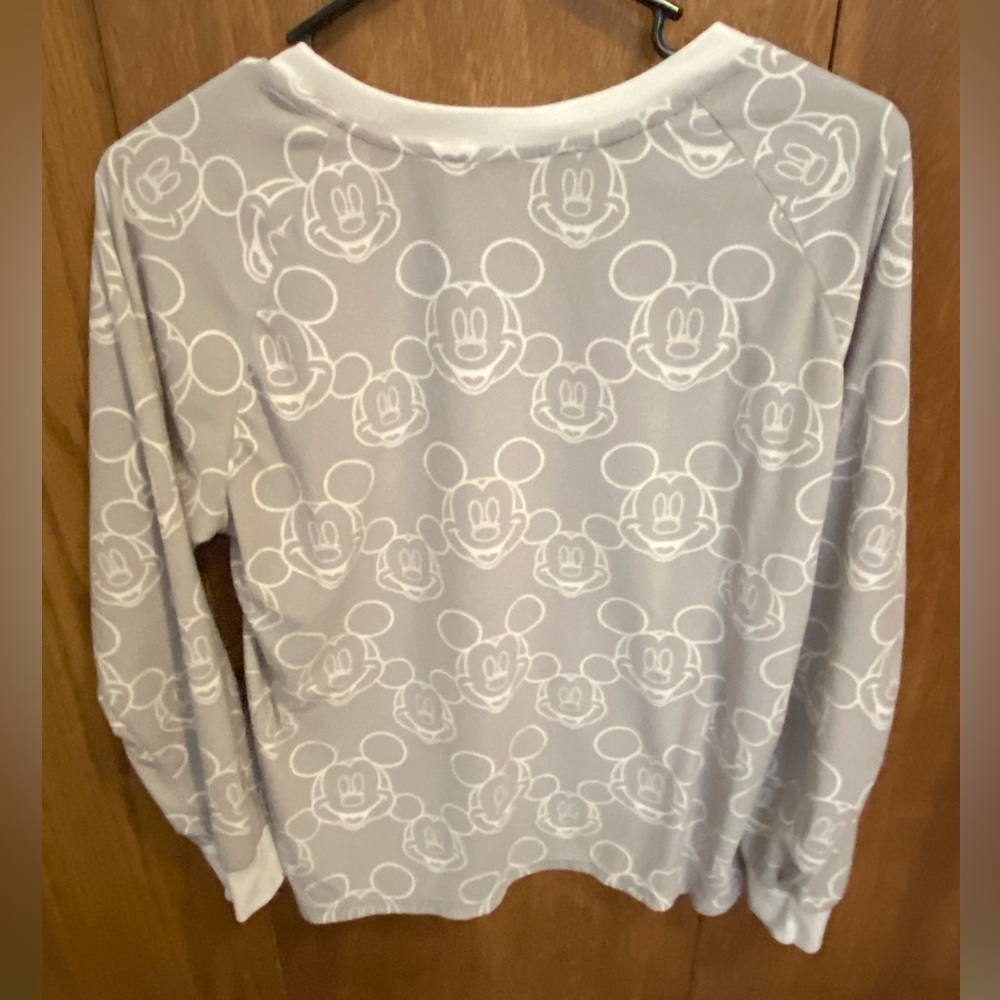 NWOT Disney Sleep shirt